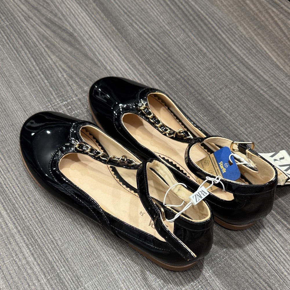 Zara Black Patent Leather Flats with Chain Detail